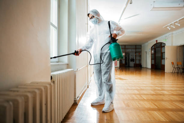 Best Wildlife Control Services  in Madisonville, TN